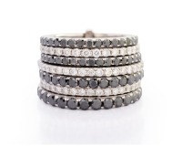 IMPRESSIVE DIAMOND RING BY FLOWER