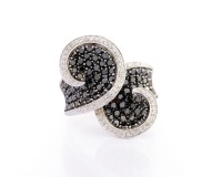 BEN SIMON BLACK AND WHITE DIAMOND GOLD RING