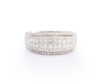 DIAMOND WHITE GOLD RING