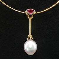 PASPALEY PEARL AND SPINEL NECKLACE