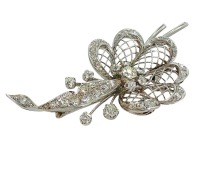 LARGE VINTAGE DIAMOND FLORAL BROOCH