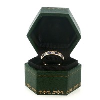 SAPPHIRE AND DIAMOND RING