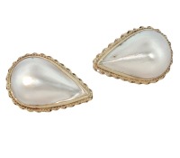 BLISTER PEARL EARRINGS
