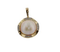 PEARL PENDANT