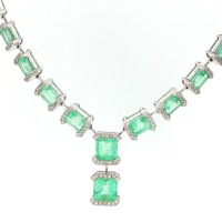 COLOMBIAN EMERALD AND DIAMOND NECKLACE