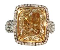 IMPRESSIVE YELLOW DIAMOND RING
